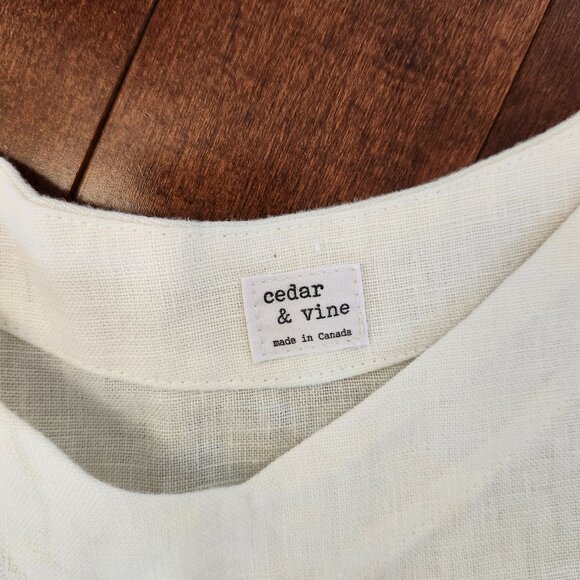 Cedar and Vine women's white short sleeve linen dress - Picture 3 of 5